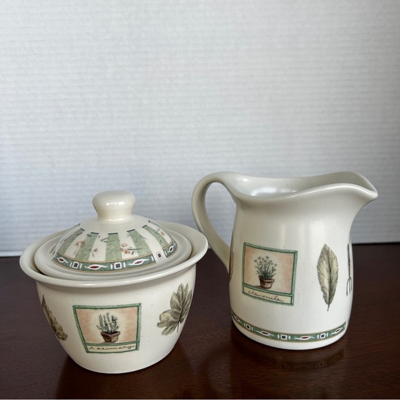 Portfolio by Pfaltzgraff Naturewood Sugar Bowl and Creamer - Picture 2 of 16